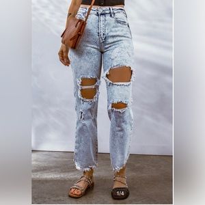 Ripped Boyfriend Jeans
